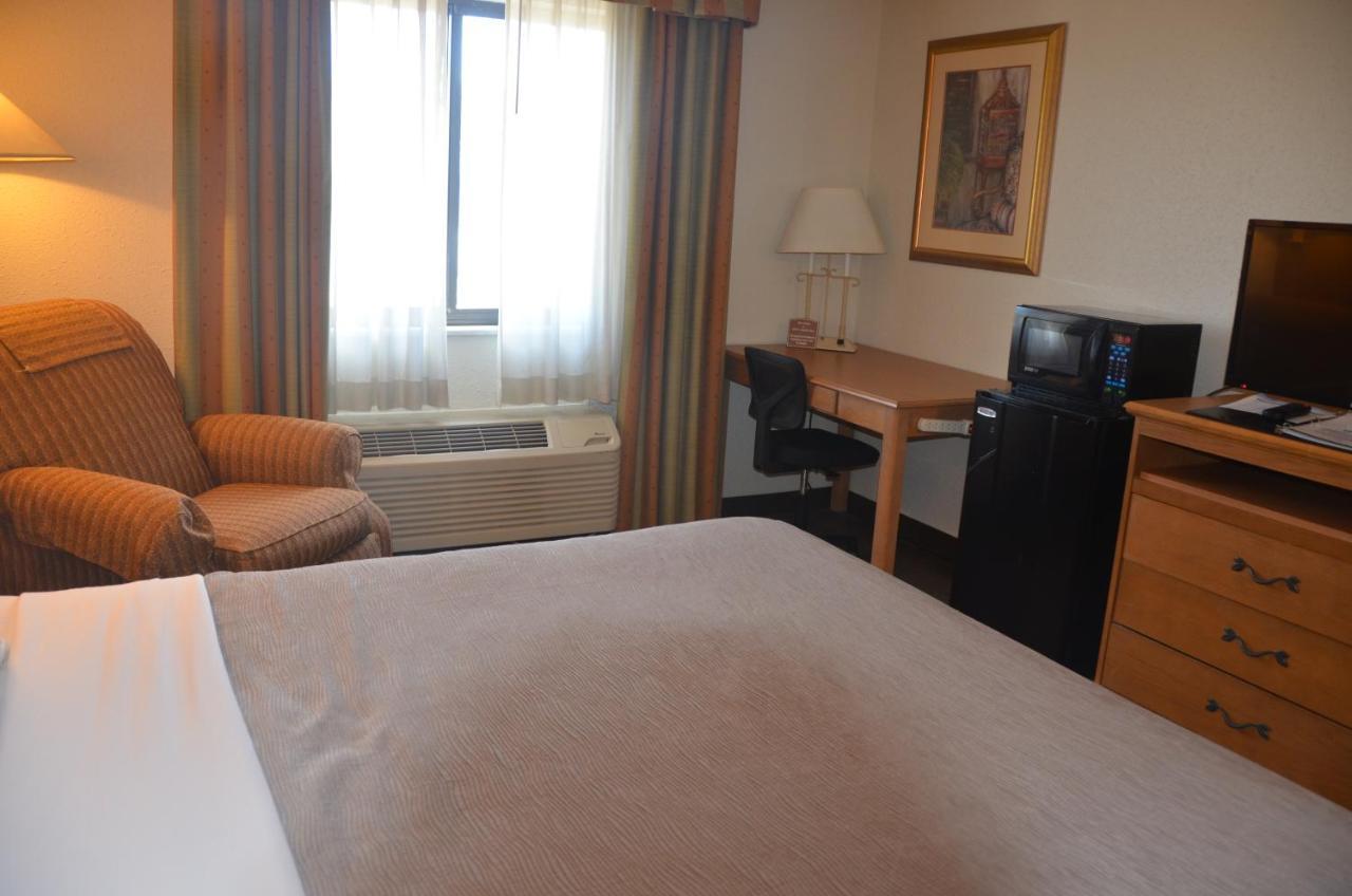 Quality Inn Perrysburg Kültér fotó
