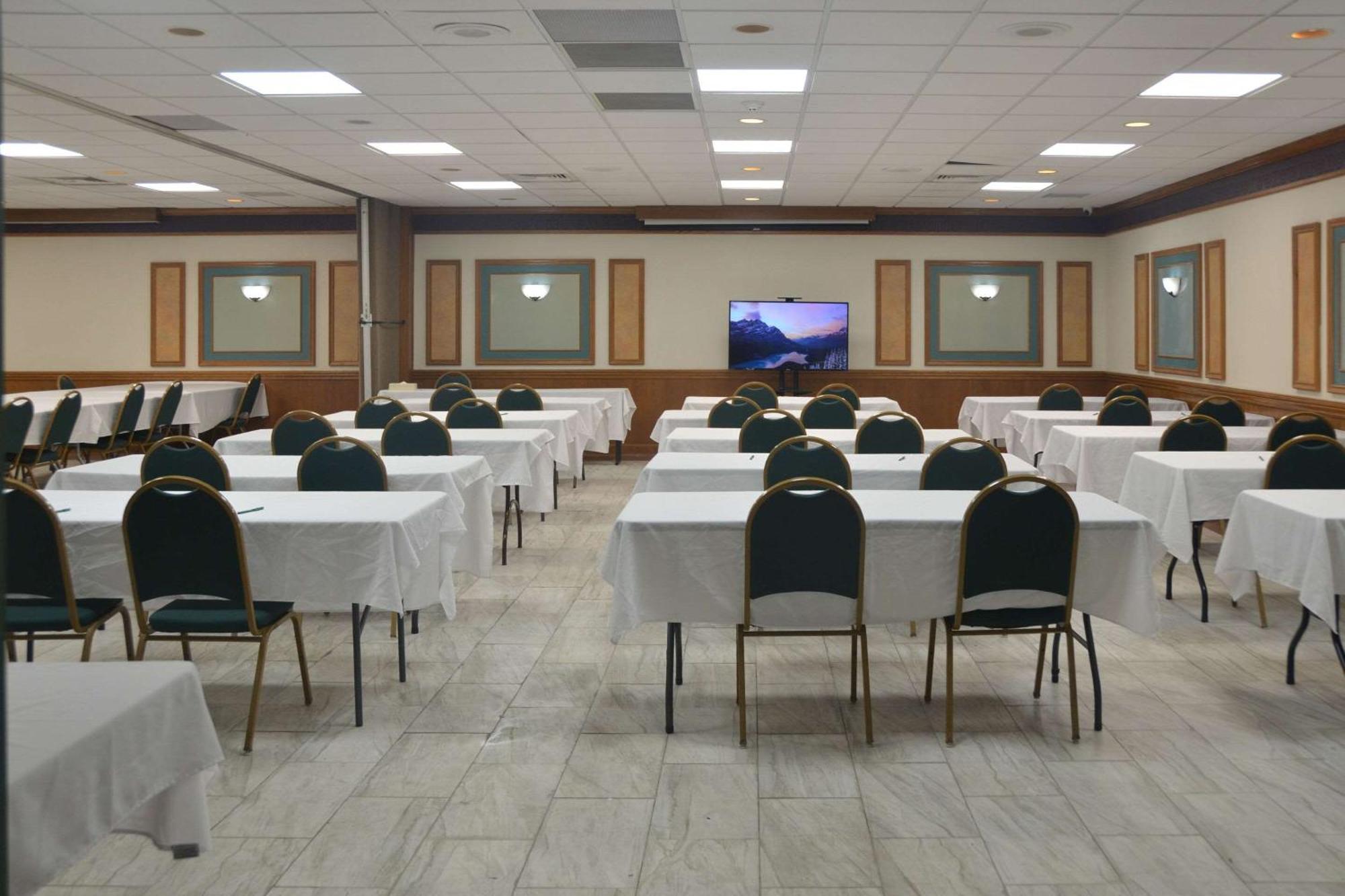 Quality Inn Perrysburg Kültér fotó