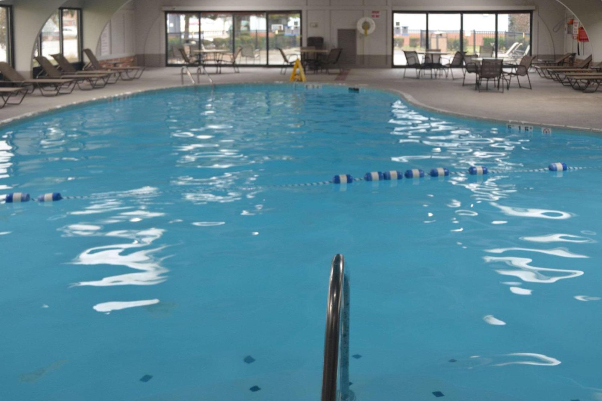 Quality Inn Perrysburg Kültér fotó